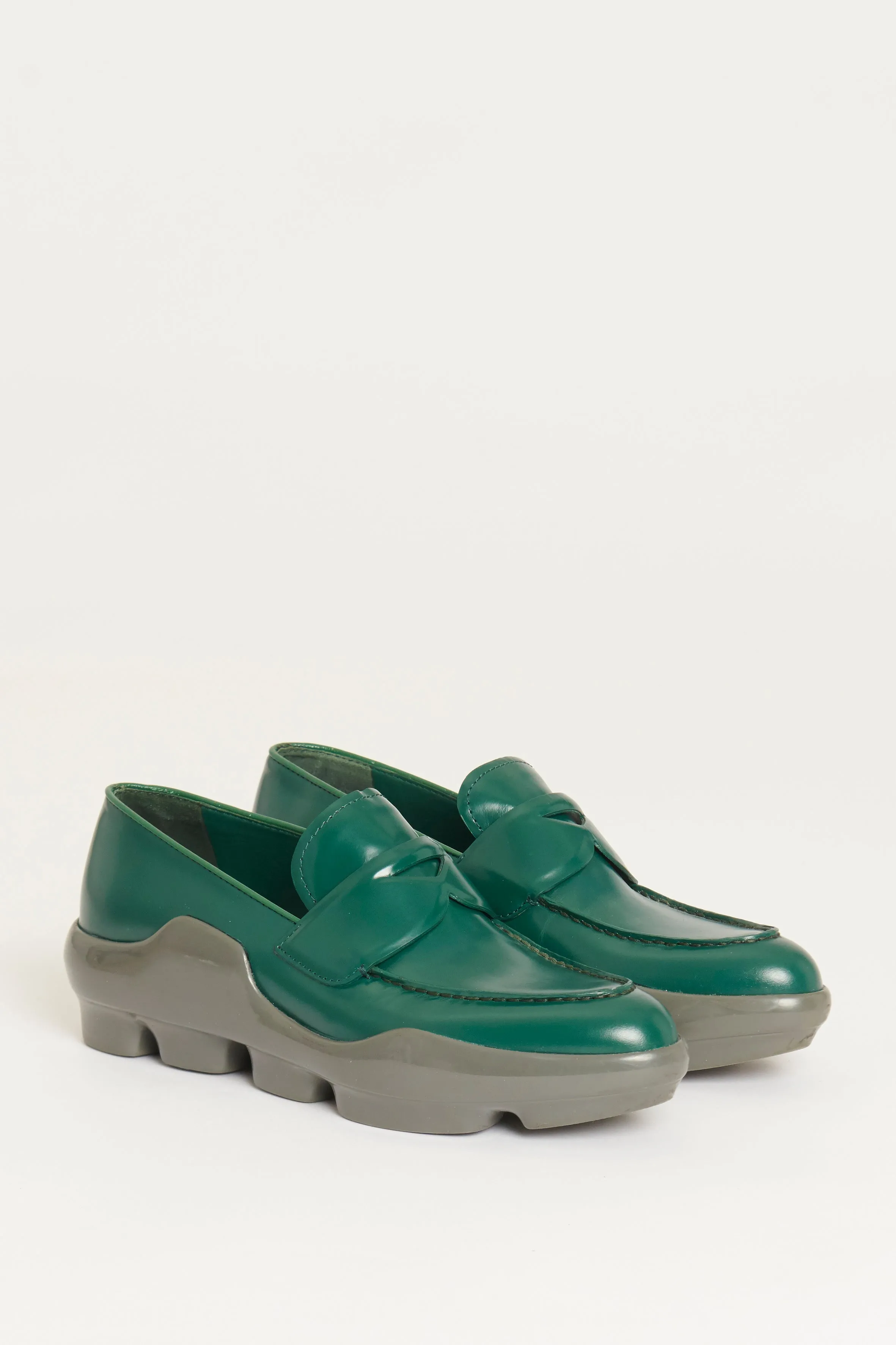 2015 Green Leather Lug Sole Preowned Loafers