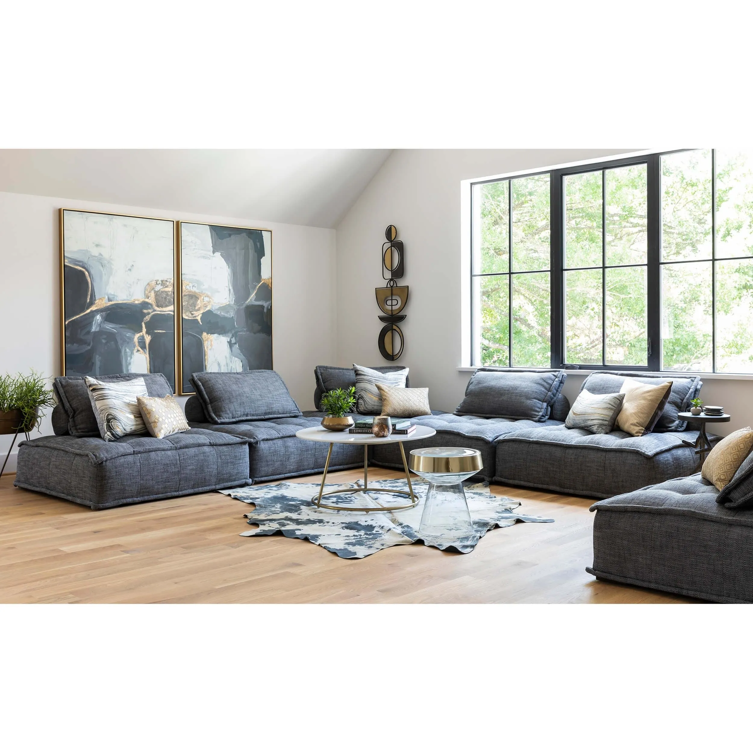Acidwash on Natural Cowhide, Grey Distress