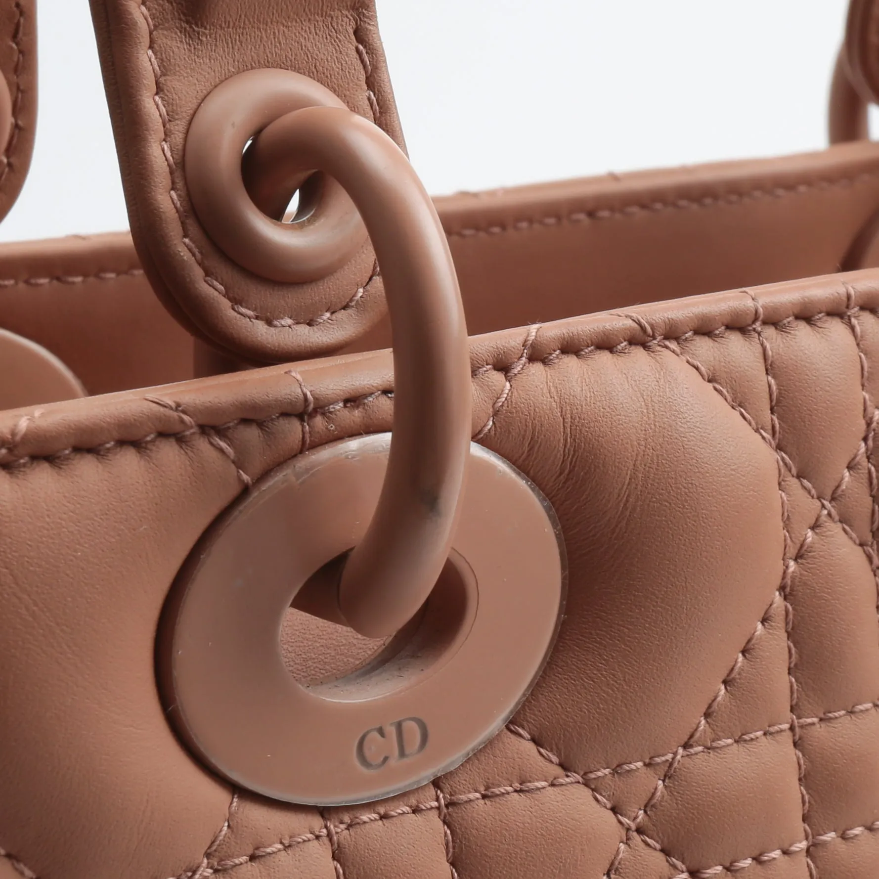 DIOR Ultramatte Quilted Cannage Medium Lady Dior- Blush