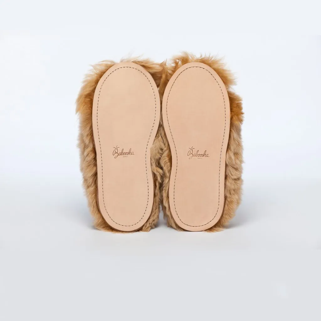 ETHICALLY AND CRUELTY FREE ALPACA SLIPPERS IN HONEY COLOUR