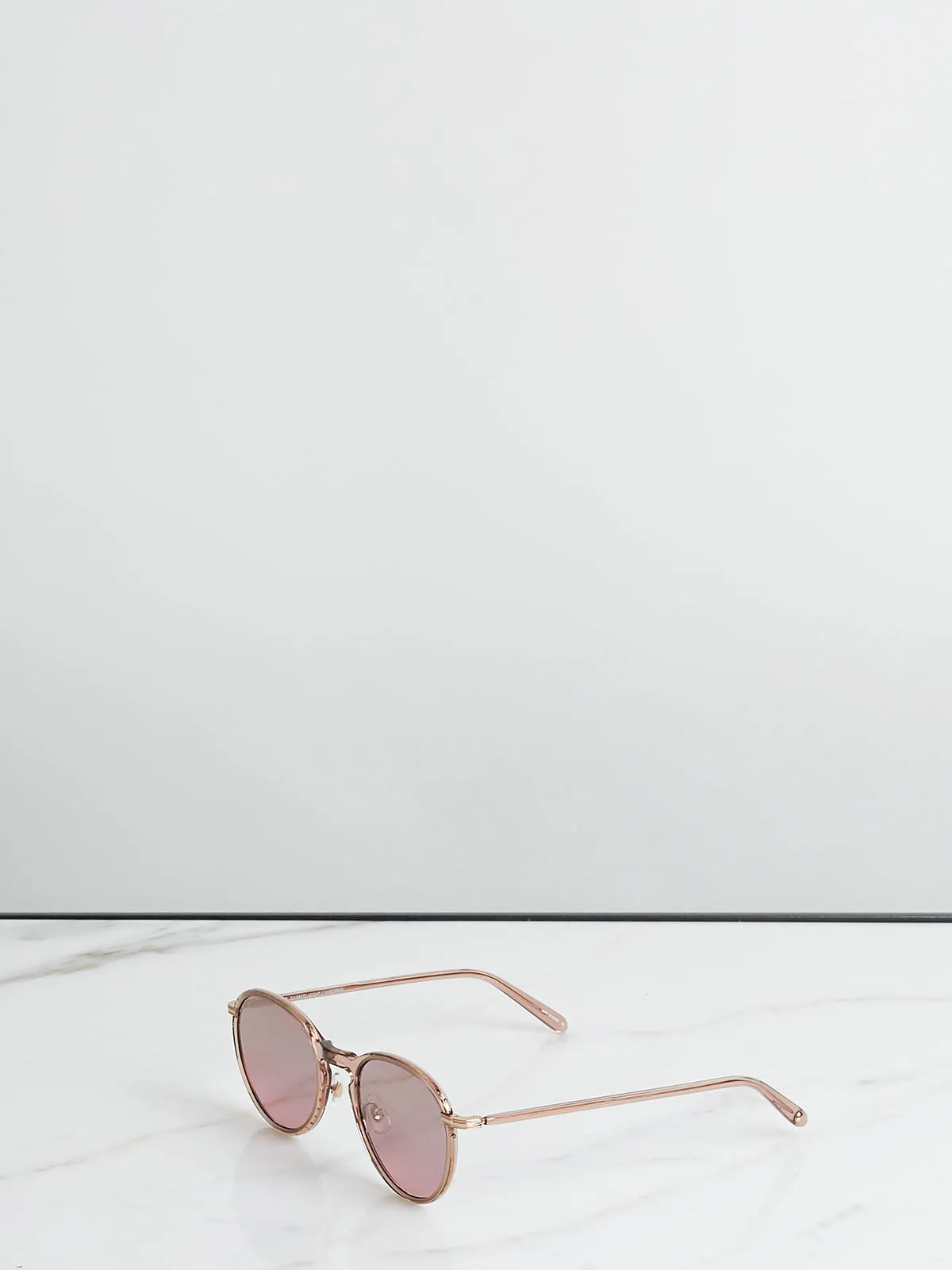 Horizon 48 Desert Rose-Rose Gold in Semi-Flat Purple Shadow Mirror