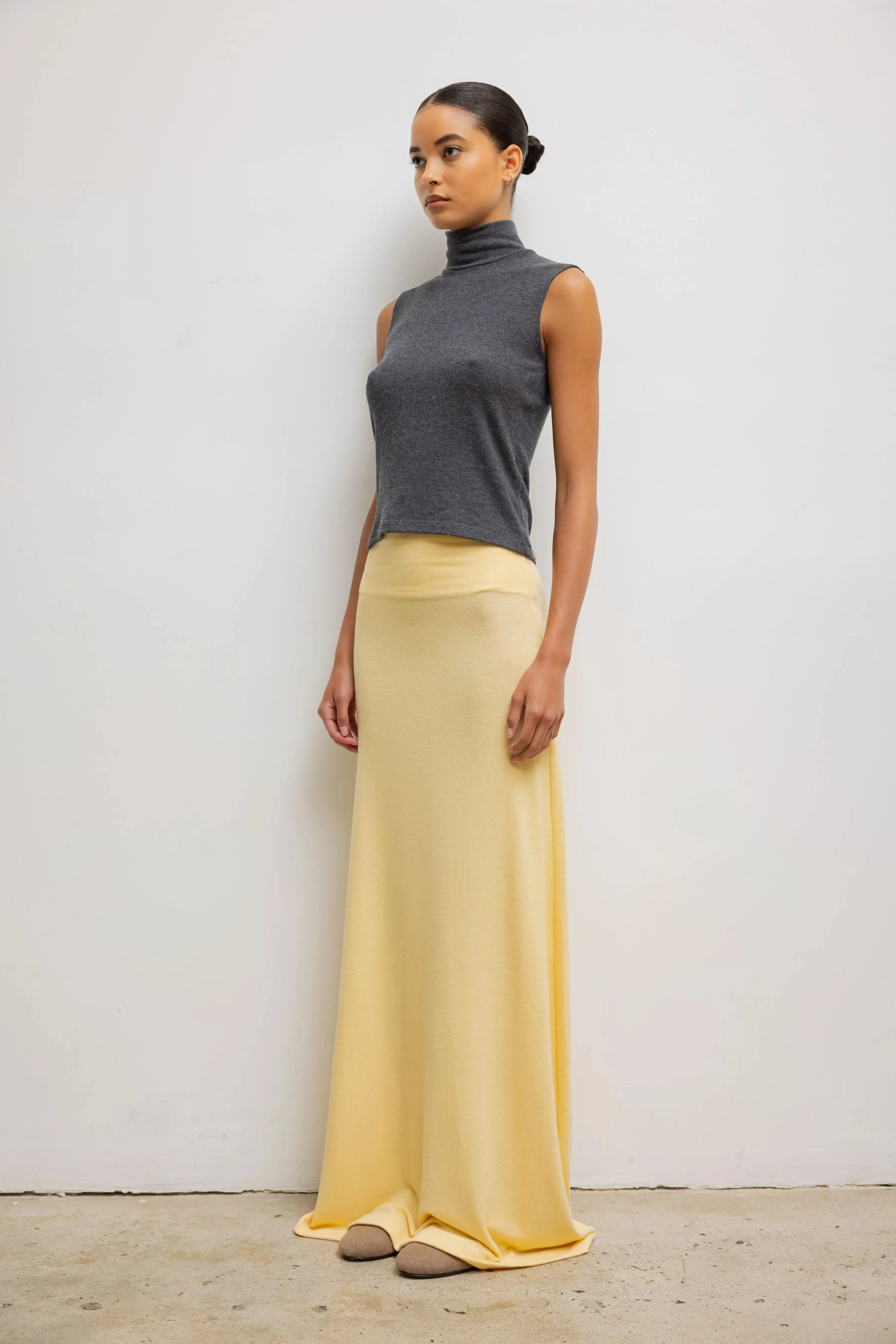LAUREN SLEEVELESS TURTLENECK