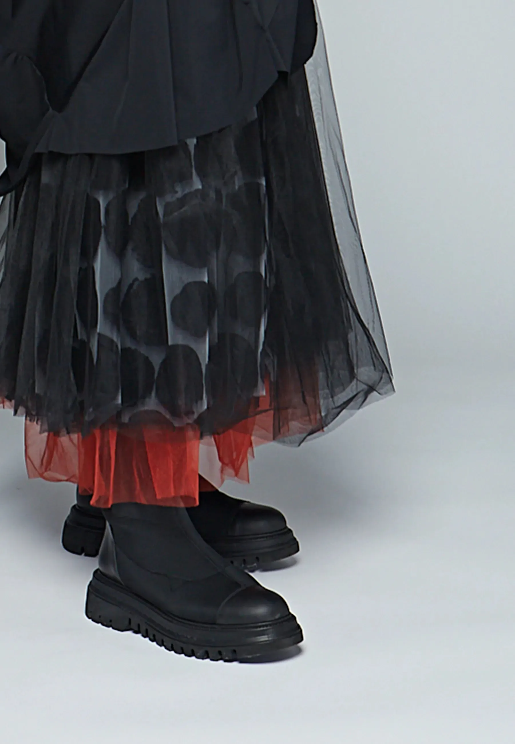 LUMEN Long, printed mesh tulle skirt
