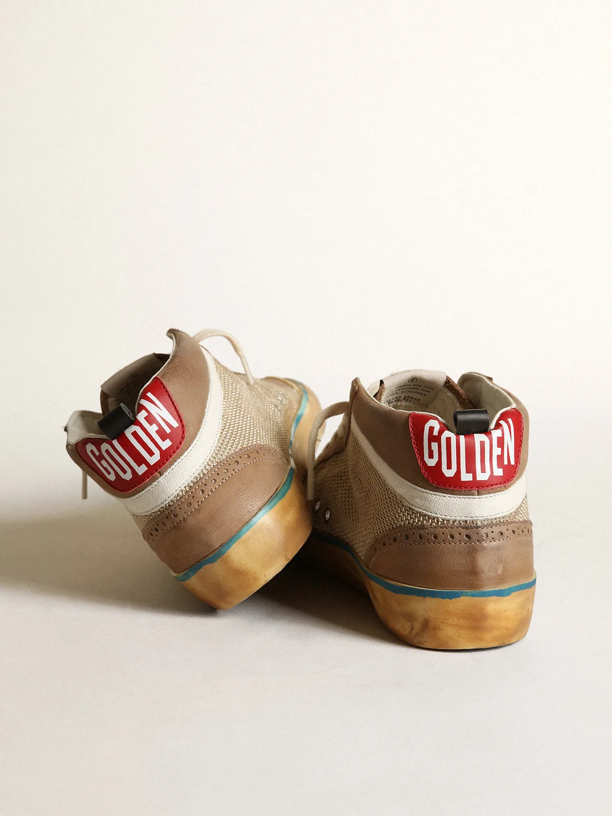 Men's Mid Star in beige mesh and dove gray nubuck and yellow star