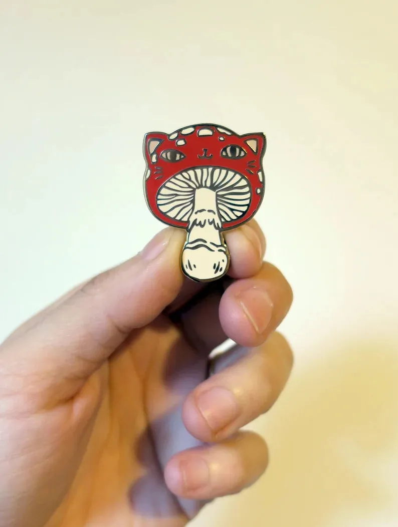 Meowshroom Pin