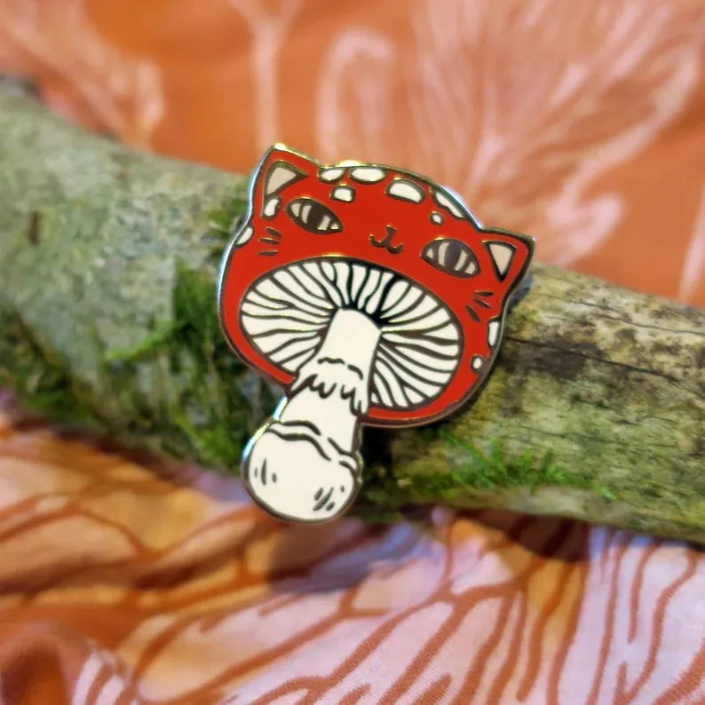 Meowshroom Pin