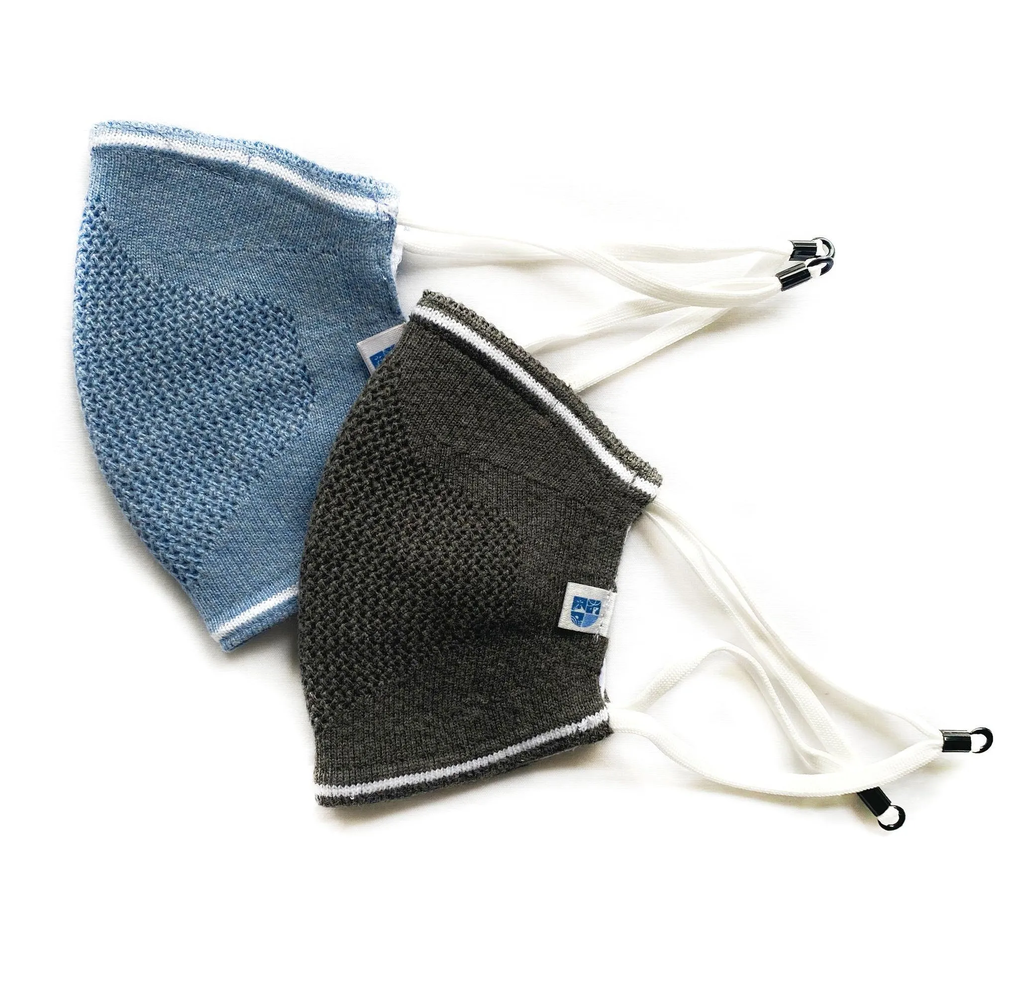 Ultra Breathable Antimicrobial Masks Family Pack  (Adults 2   Kids 2)